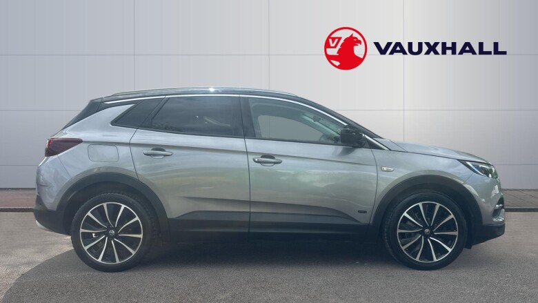 Vauxhall Grandland X 1.6 Hybrid4 300 Business Ed Nav Premium 5dr Auto Hatchback